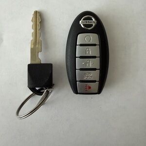 OEM Nissan Smart Key Fob Remote 5 Button 433MHz Continental S180144310 KeyBlade